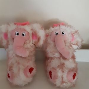 NWOT elephant-shaped slipper boot.